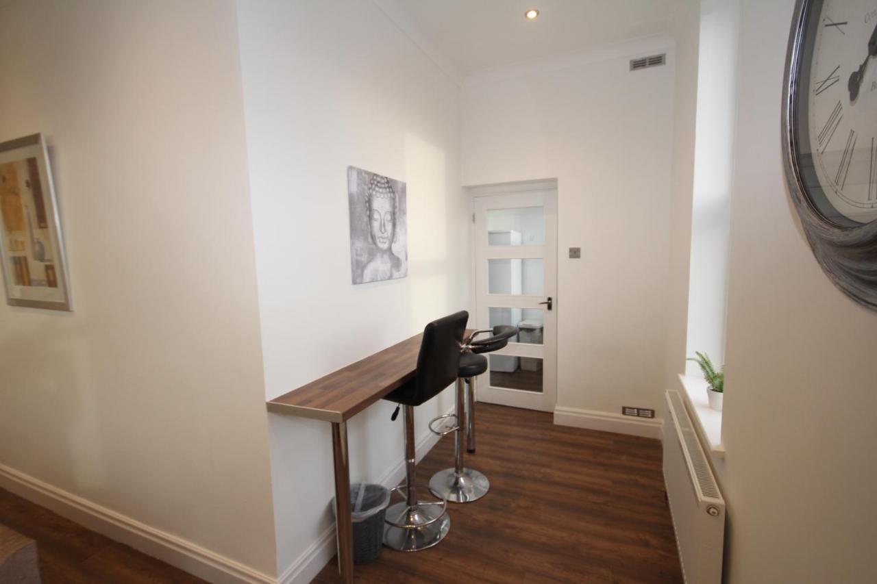 Great West Road Apartments Flat C Londres Extérieur photo